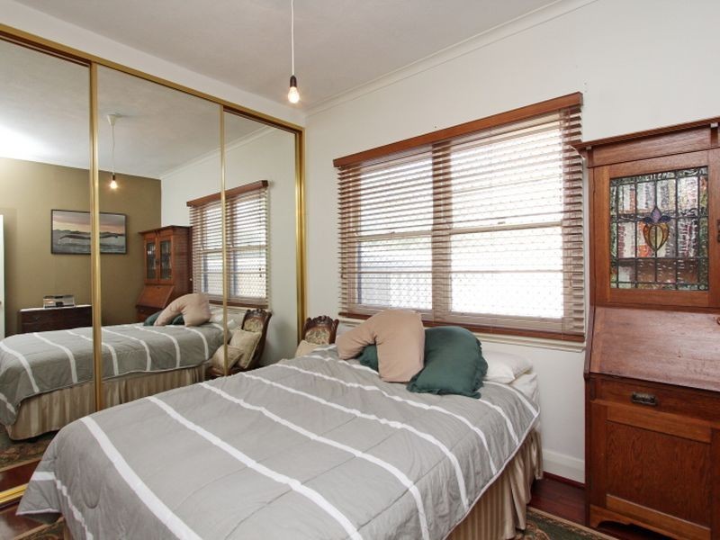 18 Etwell Street, East Victoria Park WA 6101