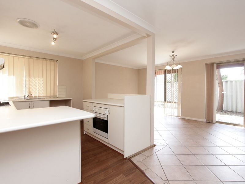 244 Wharf Street, Queens Park WA 6107