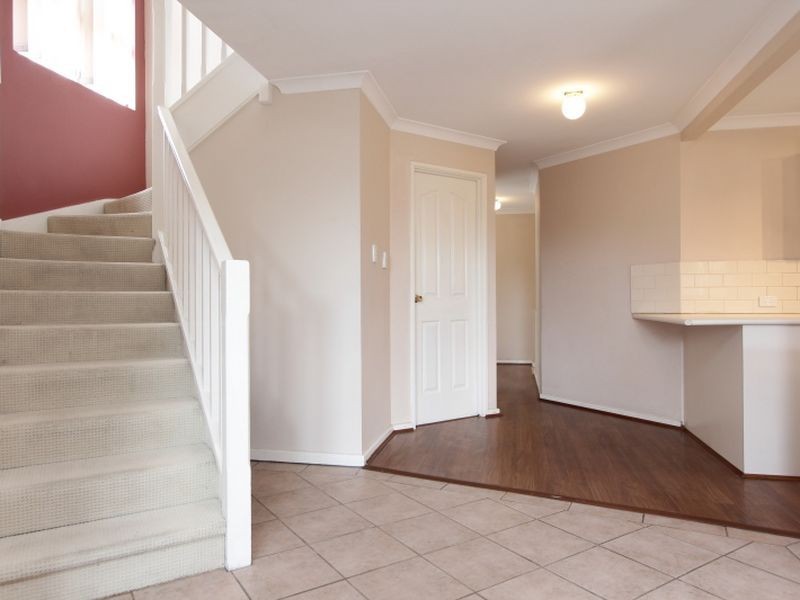 244 Wharf Street, Queens Park WA 6107