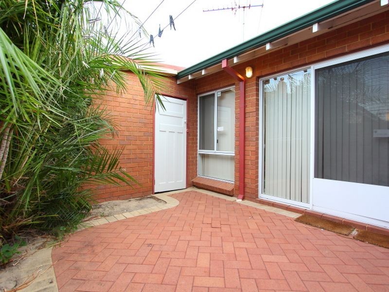 40A Leonard Street, Victoria Park WA 6100