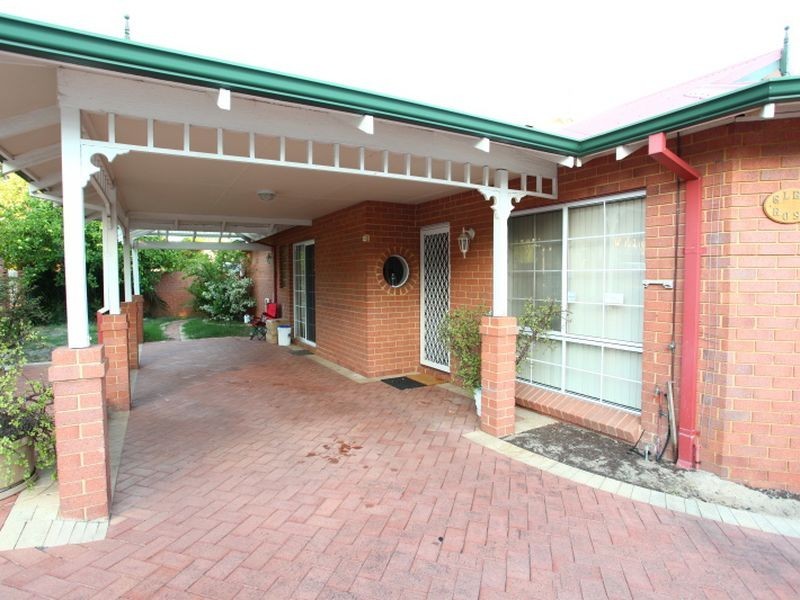 40A Leonard Street, Victoria Park WA 6100