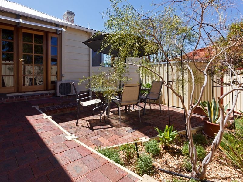 20 Balmoral Street, East Victoria Park WA 6101