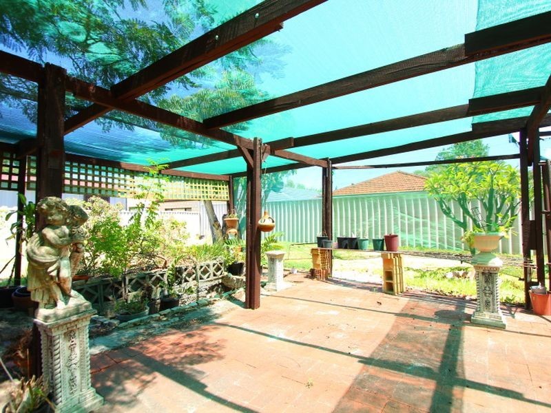 22 Roberts Road, Carlisle WA 6101
