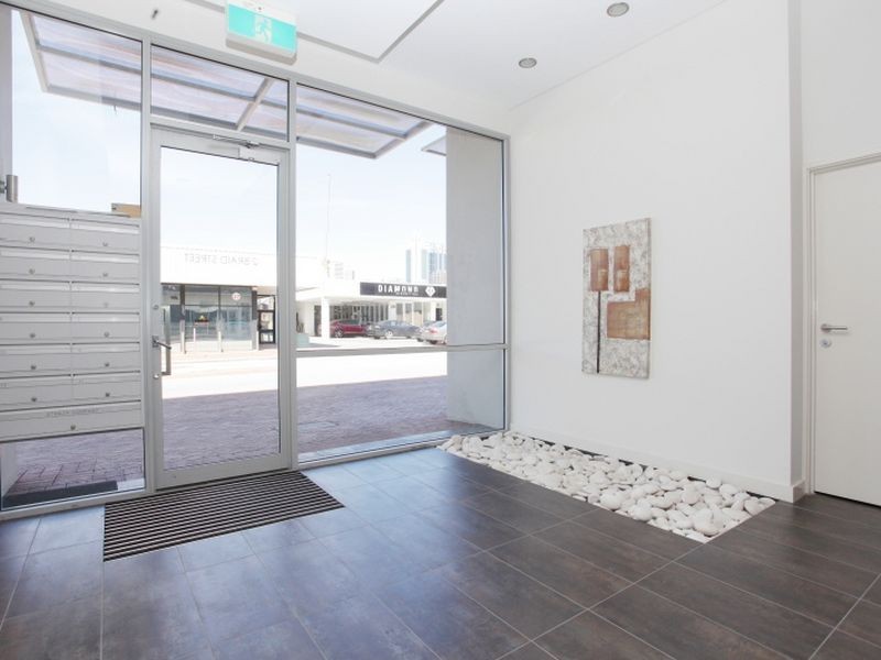 2/2 Braid Street, Perth WA 6000
