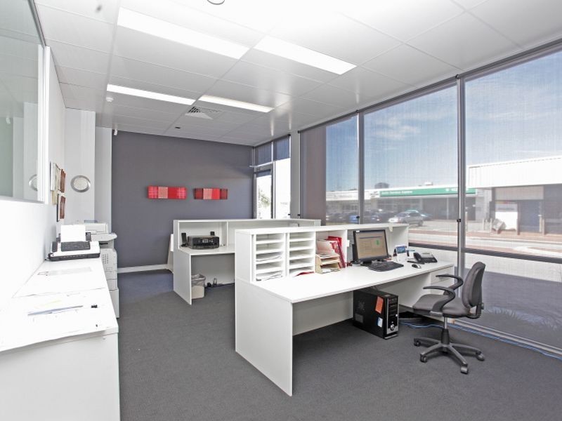 2/2 Braid Street, Perth WA 6000