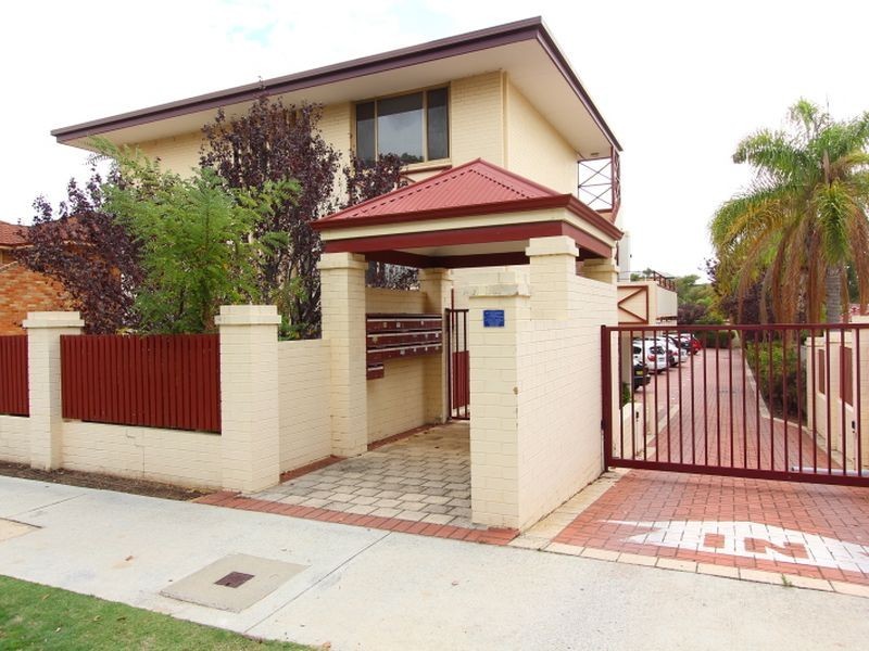 34 Comer Street, Como WA 6152