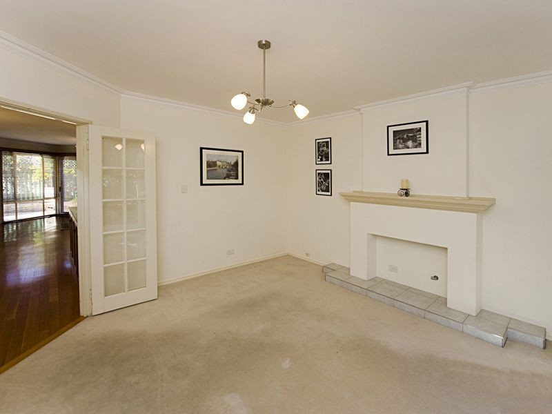 102D Hordern Street, Victoria Park WA 6100