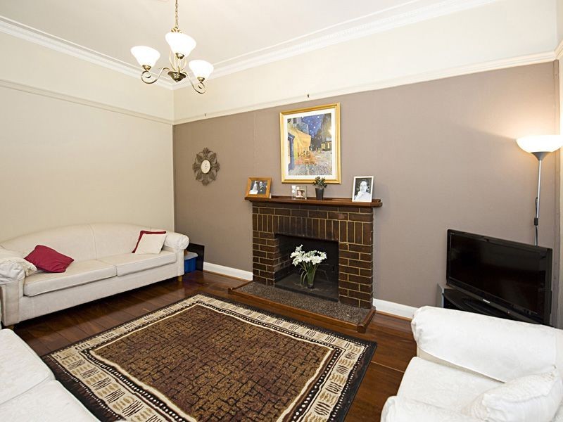 33 Esperance Street, East Victoria Park WA 6101