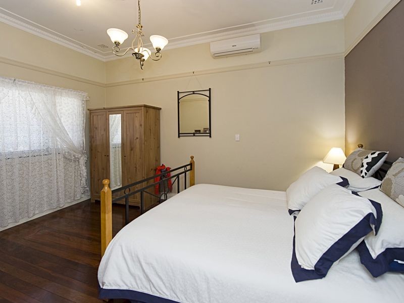 33 Esperance Street, East Victoria Park WA 6101