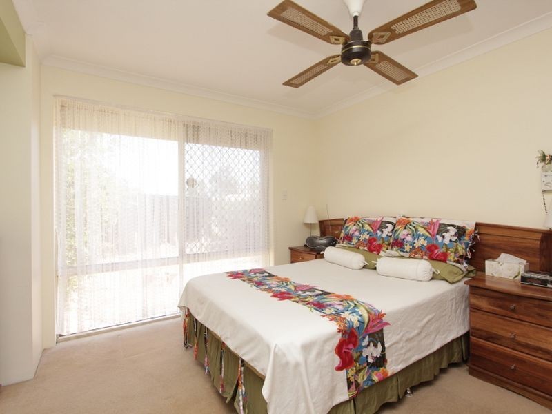 8 Woodrow Court, Queens Park WA 6107