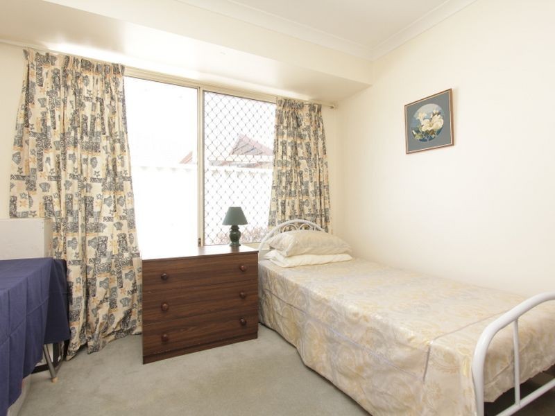 8 Woodrow Court, Queens Park WA 6107