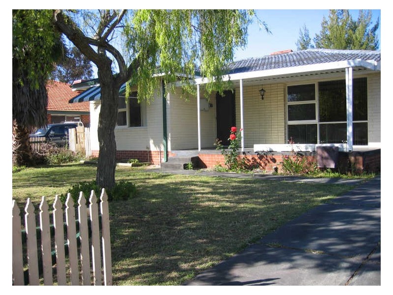 6 Romney Street, Beckenham WA 6107