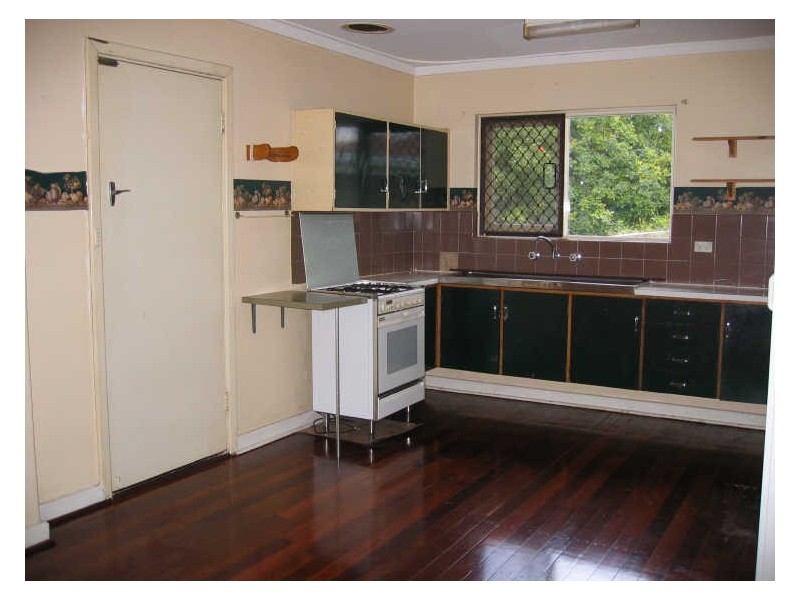 6 Romney Street, Beckenham WA 6107