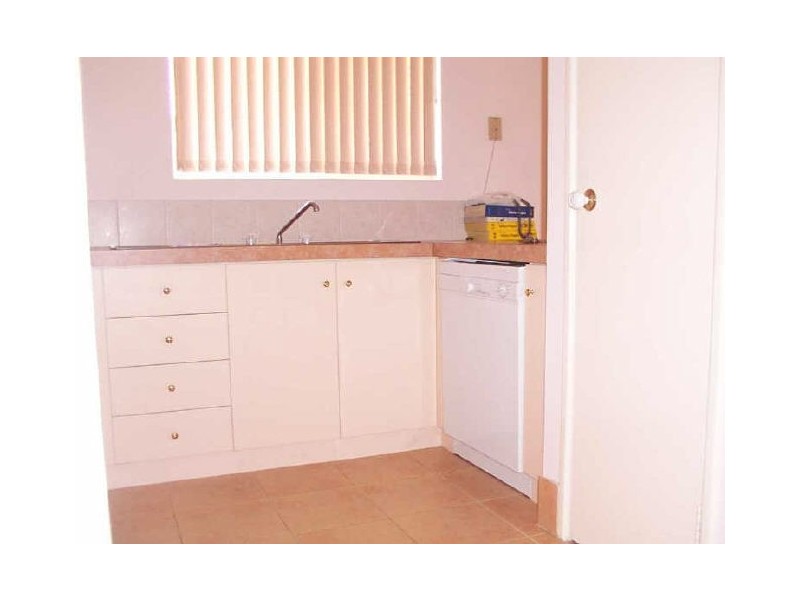 5/6 Lansing Street, Queens Park WA 6107