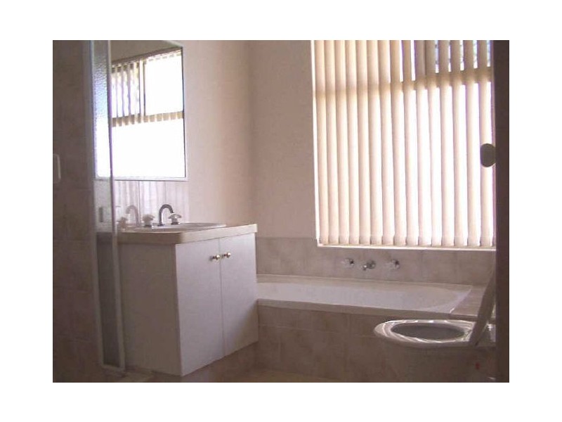 5/6 Lansing Street, Queens Park WA 6107