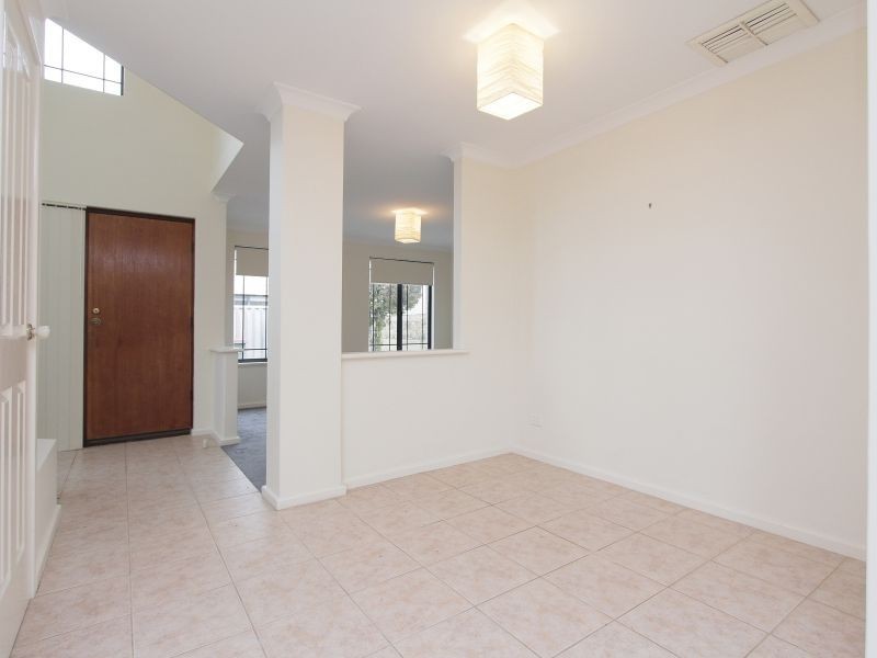 2/85 Powell Street, Joondanna WA 6060