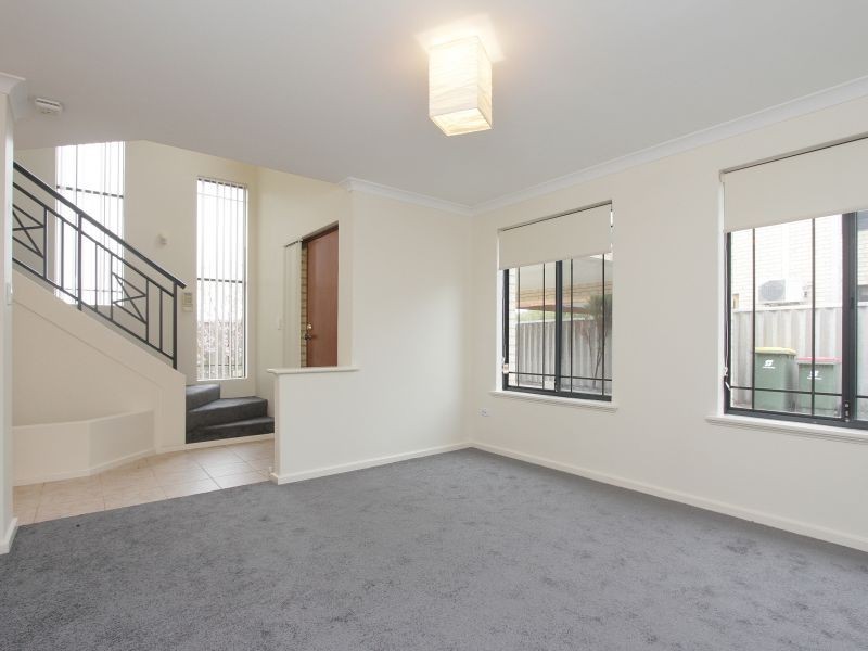 2/85 Powell Street, Joondanna WA 6060