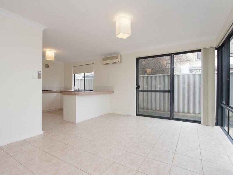 2/85 Powell Street, Joondanna WA 6060