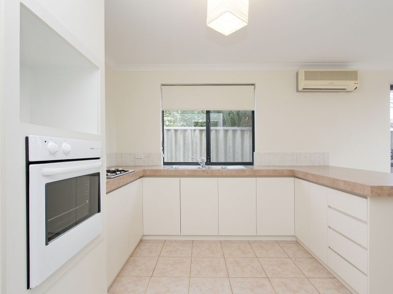 2/85 Powell Street, Joondanna WA 6060