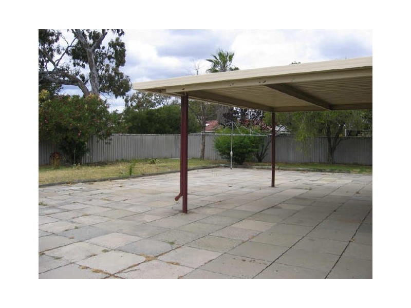 44 Storey Road, Thornlie WA 6108