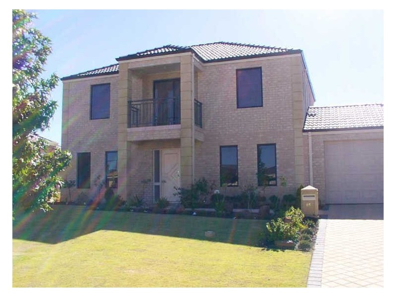 81 Peterborough Circle, North Lake WA 6163