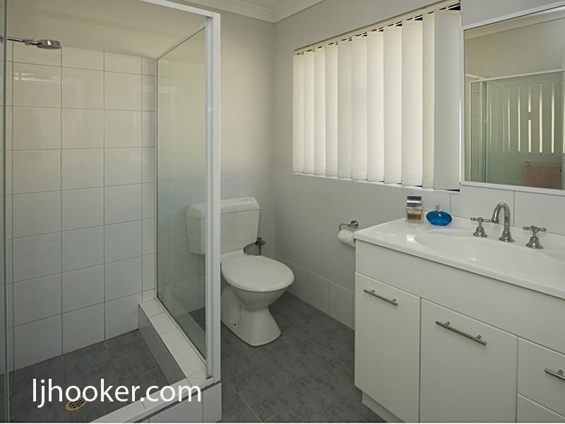 1/289 Wharf Street, Queens Park WA 6107