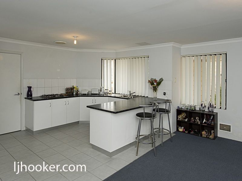 3/289 Wharf Street, Queens Park WA 6107