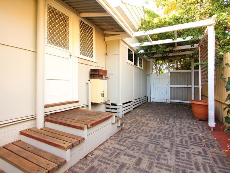 105 Mars Street, Carlisle WA 6101