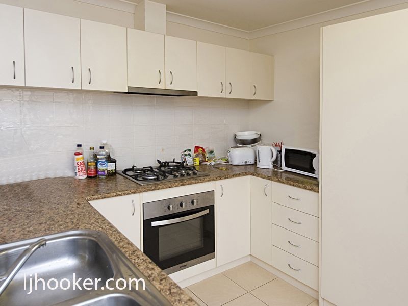 2/35 Nicholson Road, Cannington WA 6107