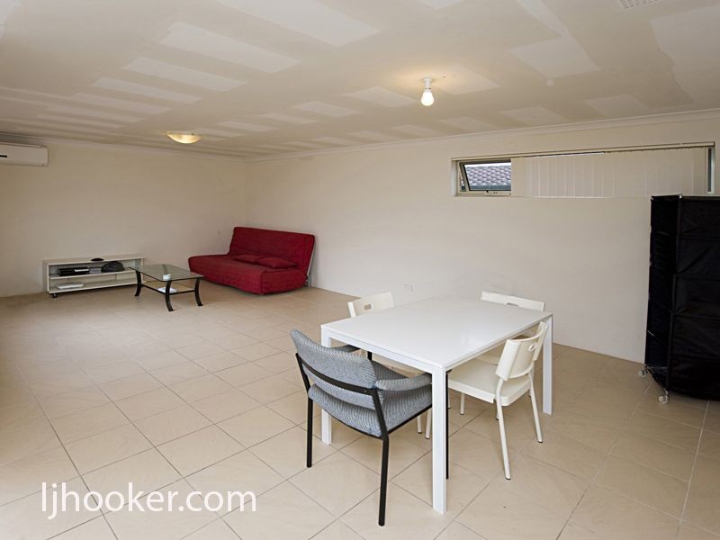 2/35 Nicholson Road, Cannington WA 6107