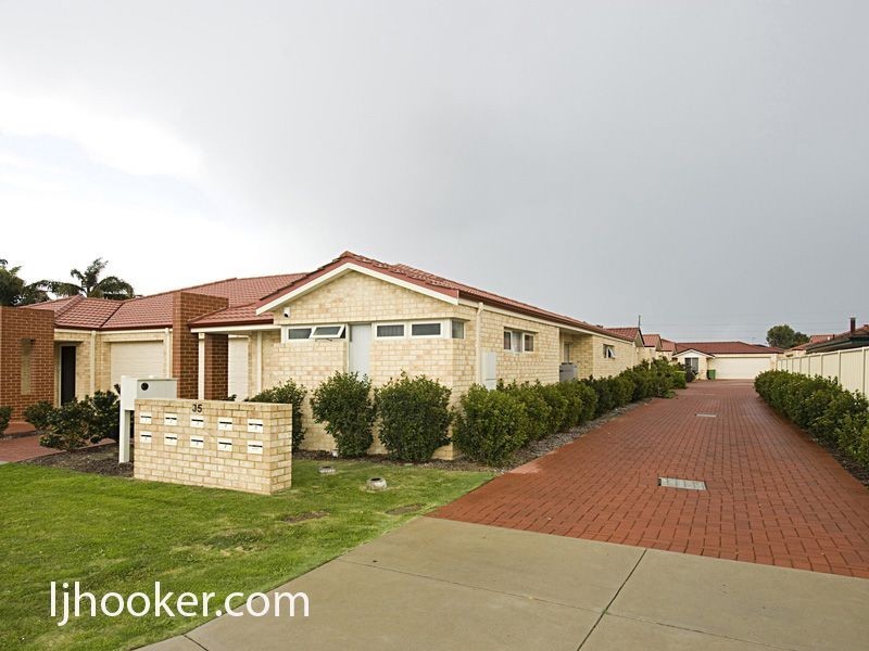2/35 Nicholson Road, Cannington WA 6107