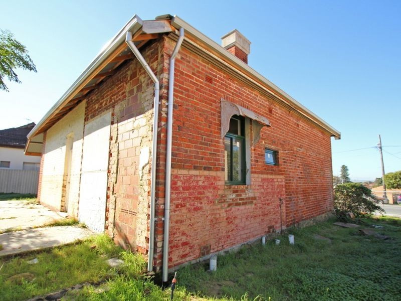 13 McMillan Street, Victoria Park WA 6100