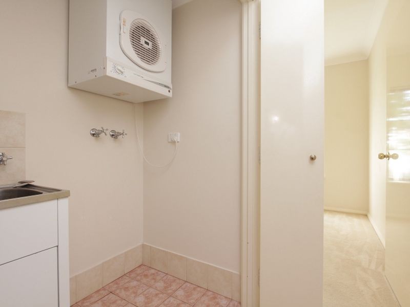 2/8 King George Street, Victoria Park WA 6100