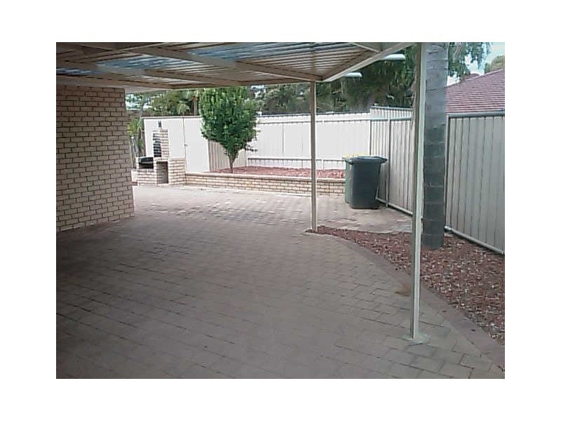 32 Lacey Street, Beckenham WA 6107