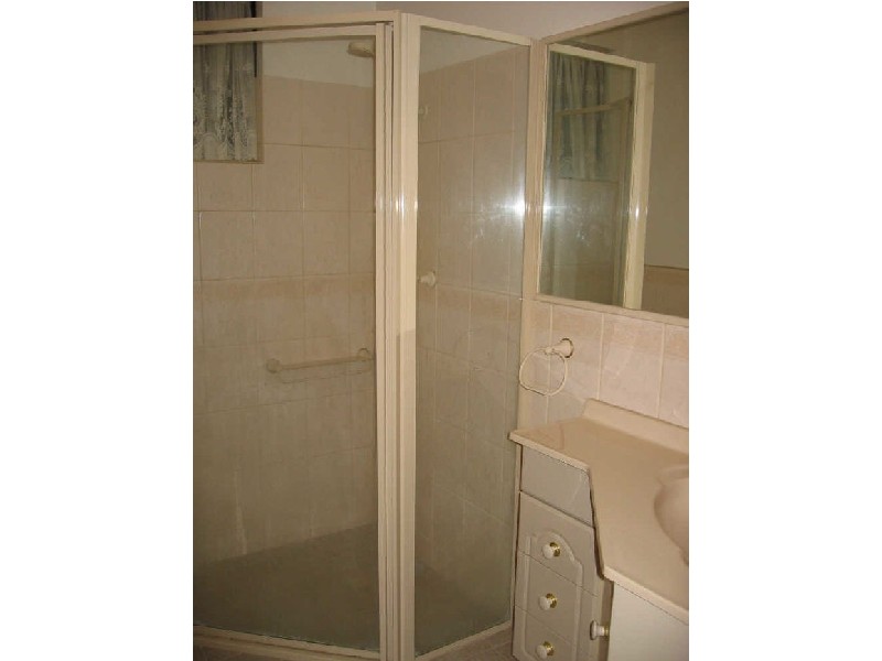 40 Greenway Avenue, Thornlie WA 6108