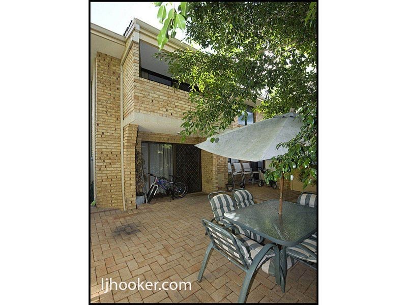 4/12 Carnarvon Street, East Victoria Park WA 6101