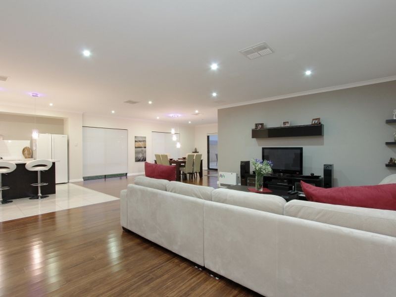 7 Bellingrath Way, Aubin Grove WA 6164