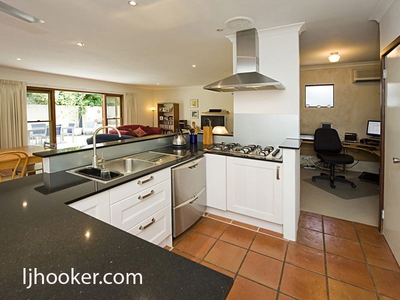 241 Gloucester Street, Victoria Park WA 6100