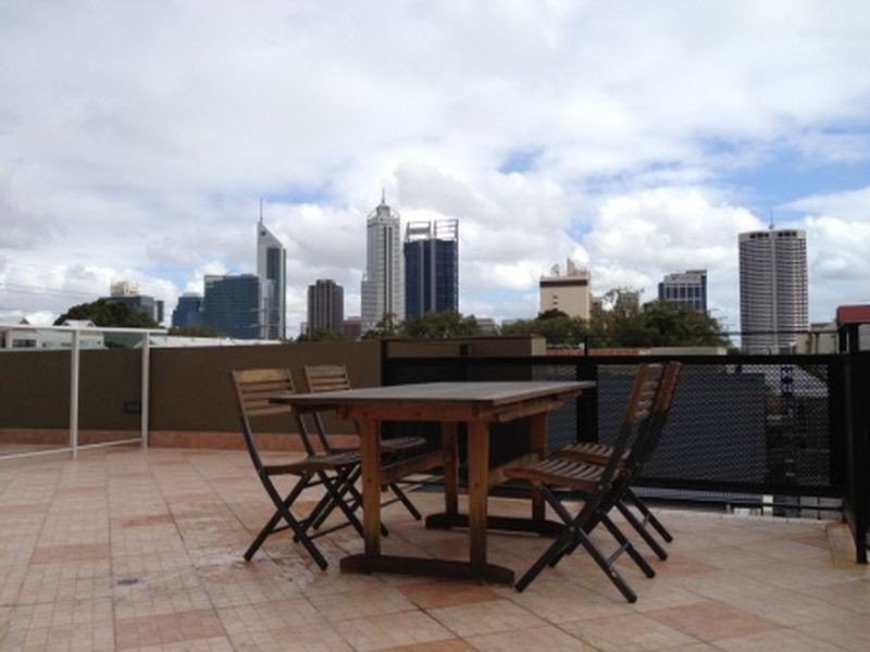 8/325 Newcastle Street, Northbridge WA 6003