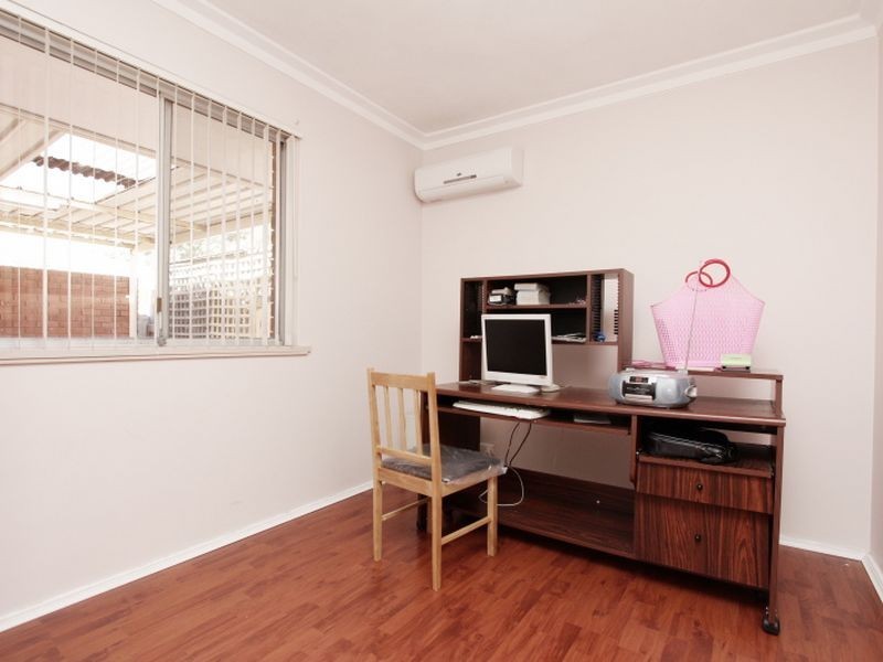 10 Brookdale Drive, Armadale WA 6112