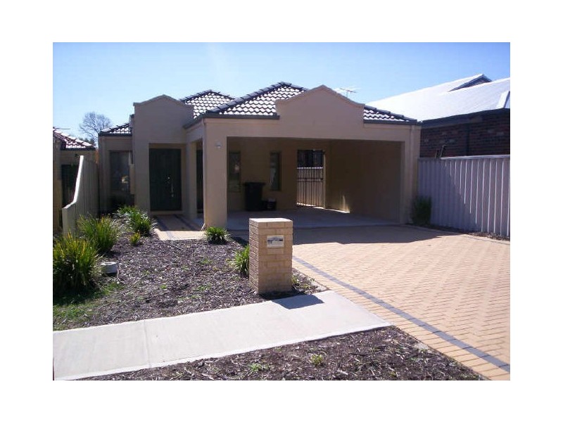26/c Marchamley Street, Carlisle WA 6101