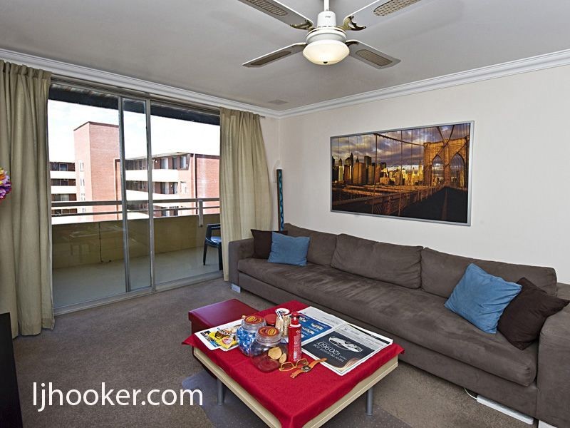 95/8 Hampton Street, Burswood WA 6100