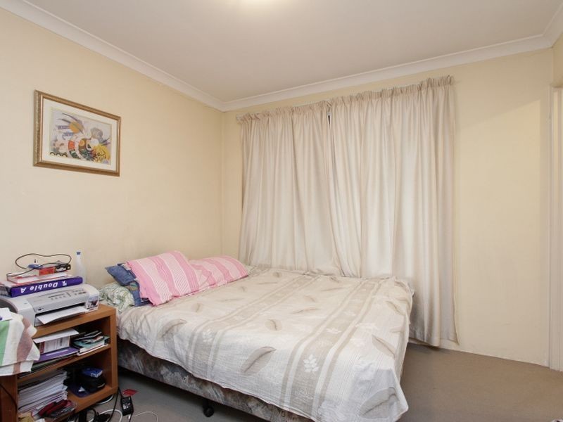 8/24 Farnham Street, Bentley WA 6102