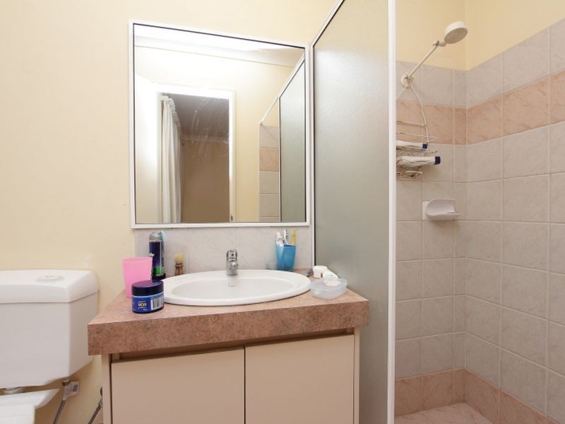 8/24 Farnham Street, Bentley WA 6102