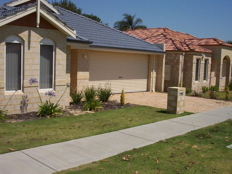 1/16 Bignel Place, Redcliffe WA 6104