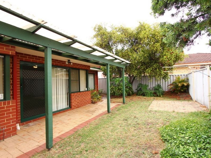 1/129 Hordern Street, Victoria Park WA 6100