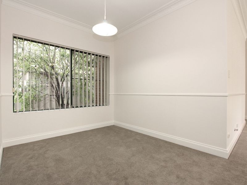 1/129 Hordern Street, Victoria Park WA 6100