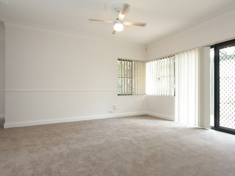 1/129 Hordern Street, Victoria Park WA 6100