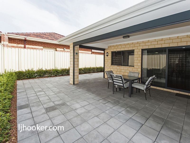 8A Rathay Street, Victoria Park WA 6100