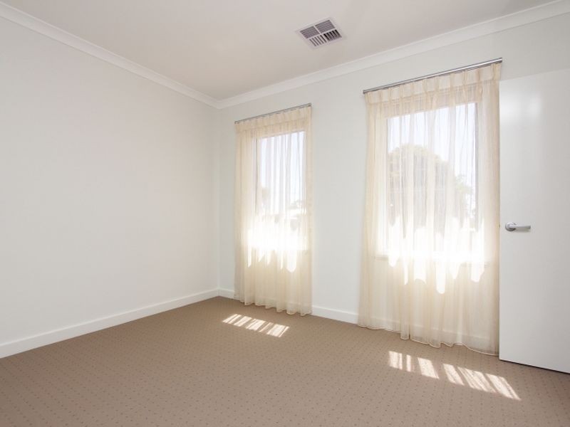 48 Leonard Street, Victoria Park WA 6100